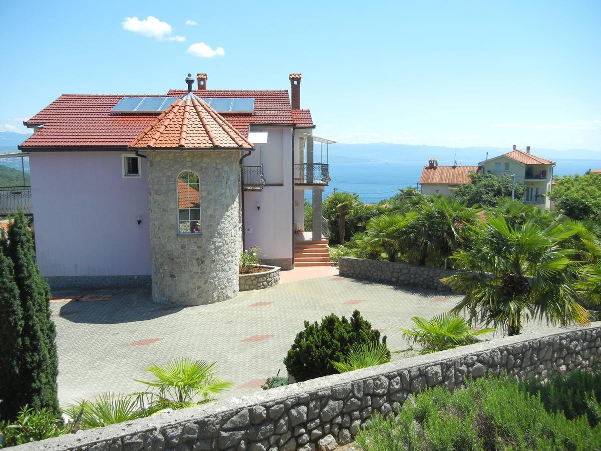 Villa Laurea Lovran Exterior photo